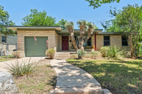 5215 Woodrow Ave, Austin