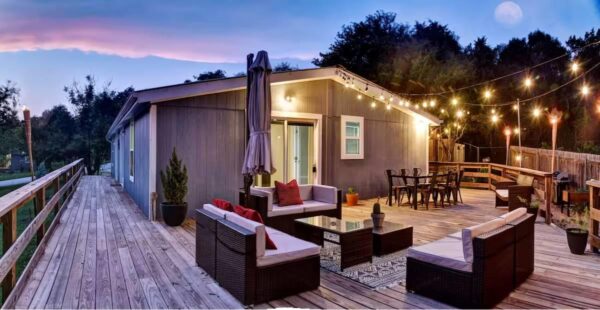 8807 High Valley Rd, Austin