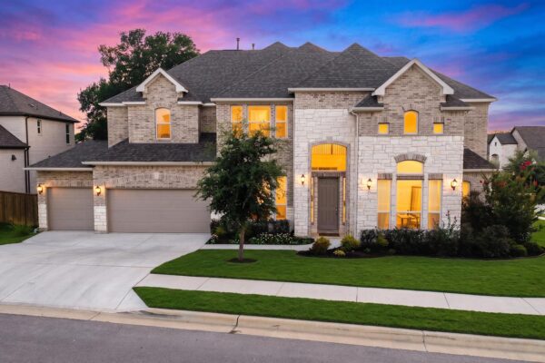 351 Pigeon River Rd, Kyle
