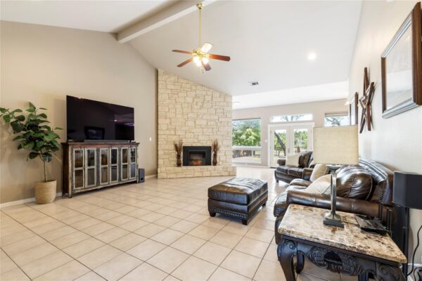 515 Liberty Dr, Liberty Hill