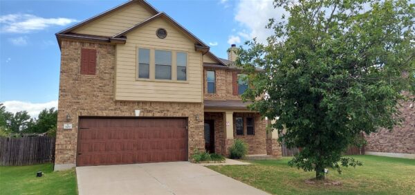 909 Lily Pad None, Leander