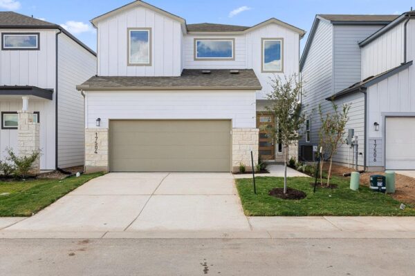 17504 Emperador Dr, Round Rock