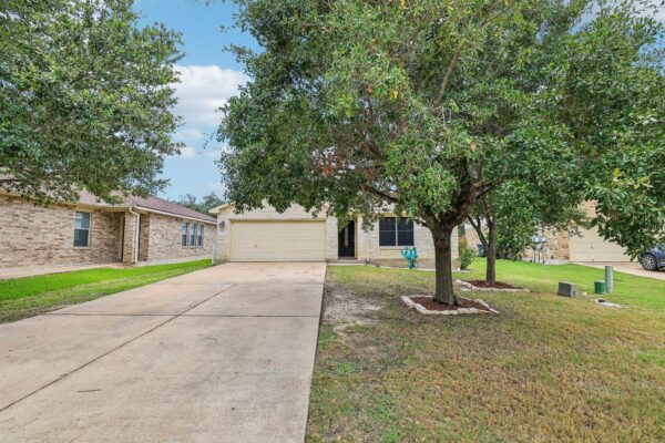301 Bird Dog Bnd, Bastrop