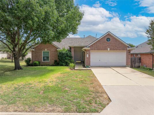 1106 Willow Creek Dr, Leander