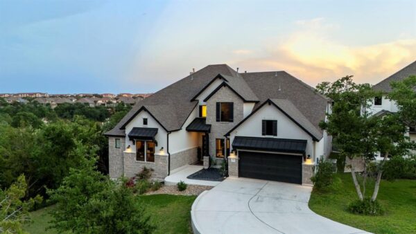 321 Cumberland Cv, Georgetown