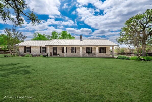 718 Post Oak Dr, Dripping Springs