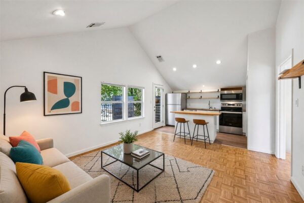 1710 E 16th St #B, Austin