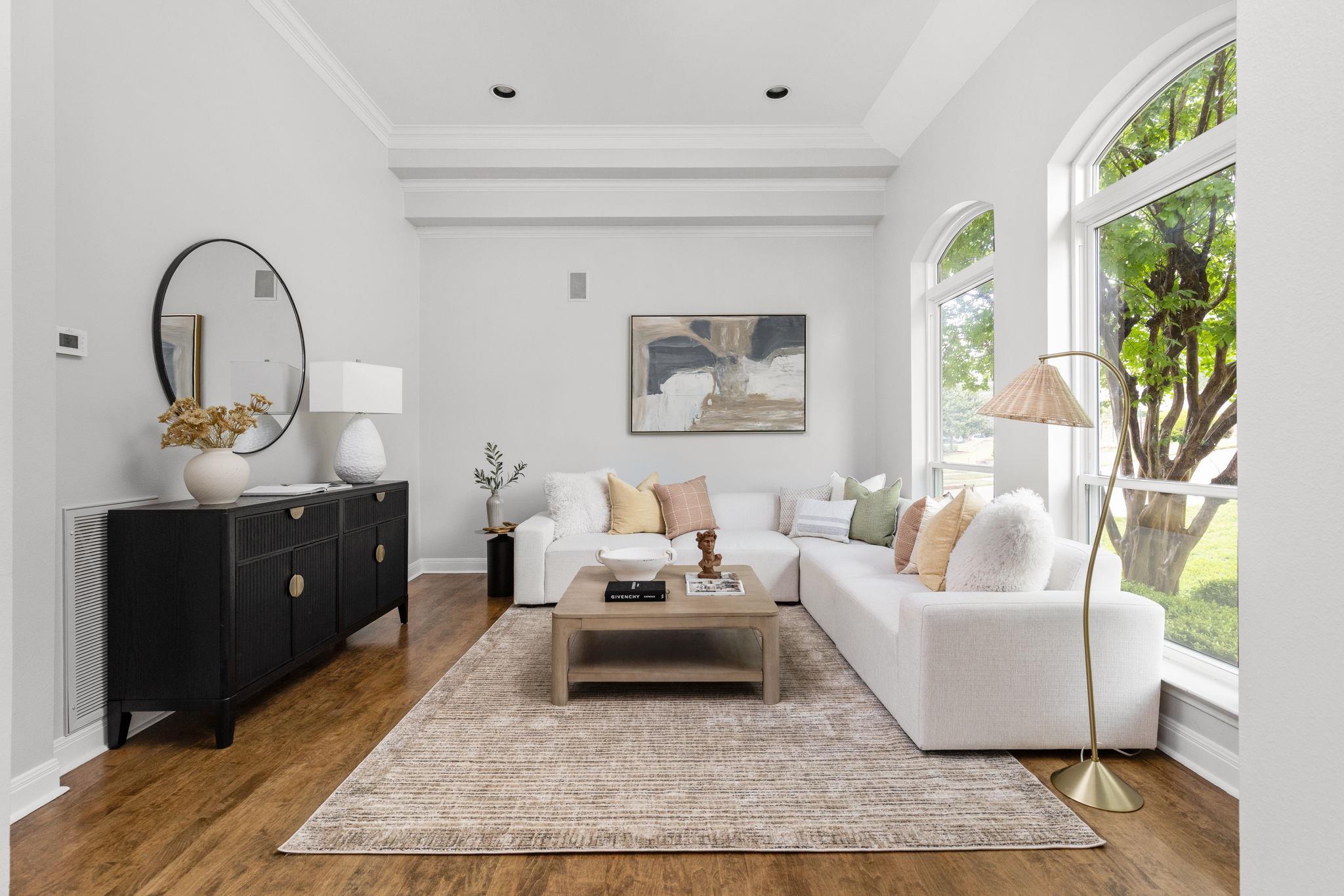 2807 Round Table Rd, Austin