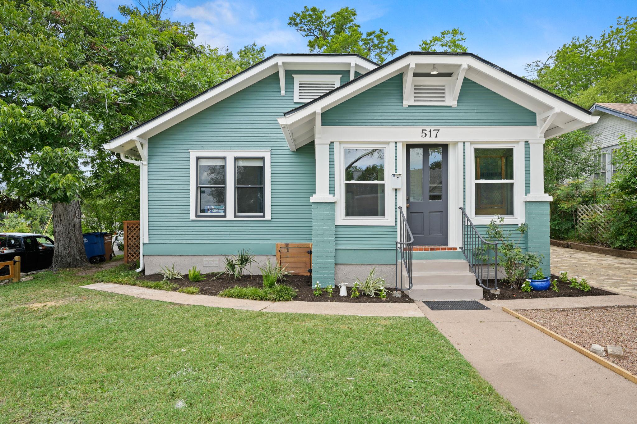 517 E 38th 1/2 St, Austin, TX 78751