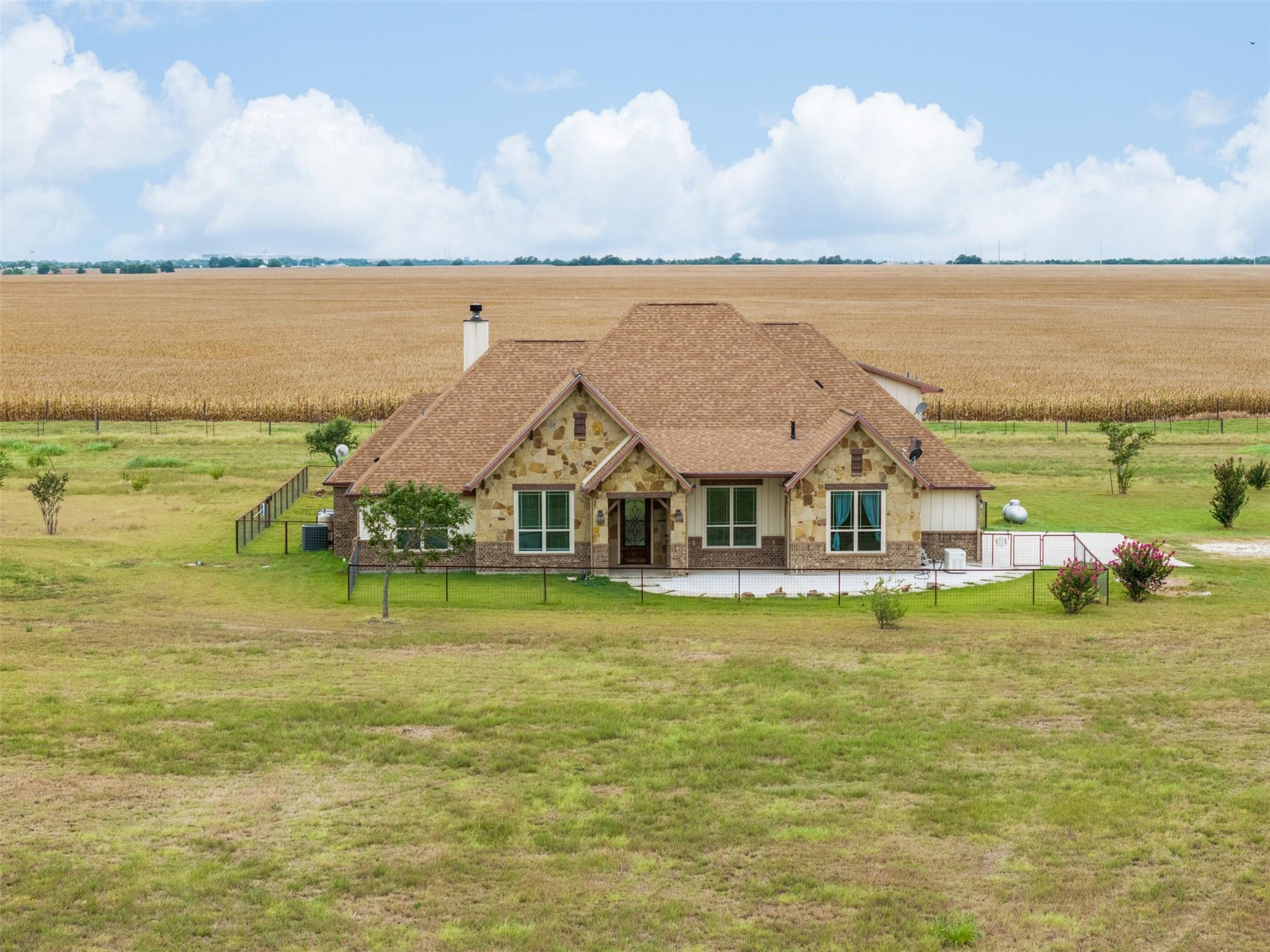 500 County Road 431 Rd, Taylor, TX 76574