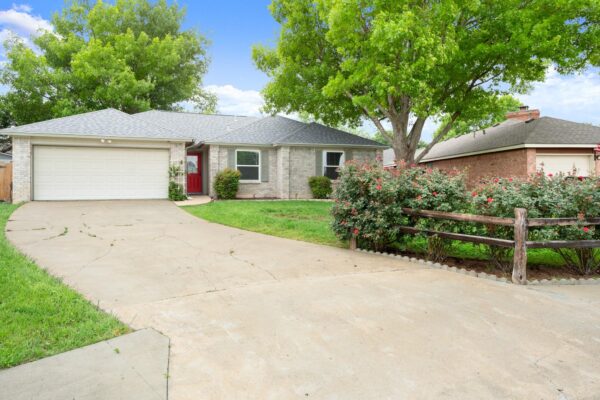 2113 Rosemary Ln, Round Rock