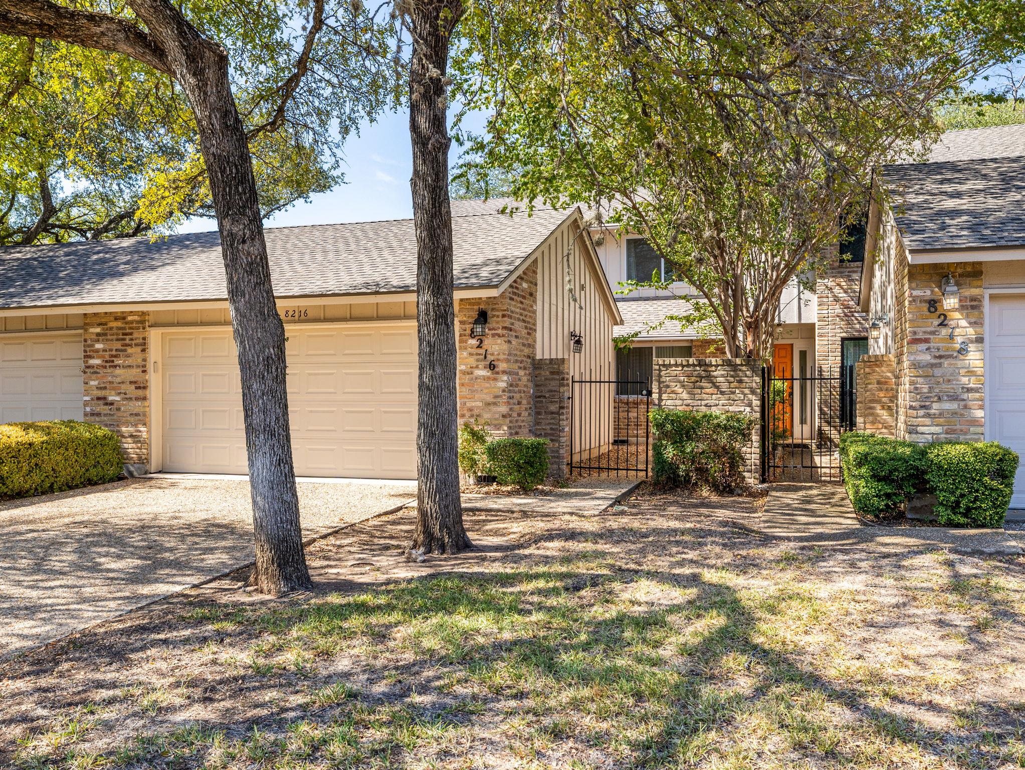 8216 Summer Side Dr, Austin, TX 78759