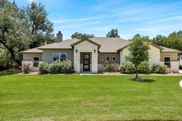 213 Lost Prairie Trl, Liberty Hill