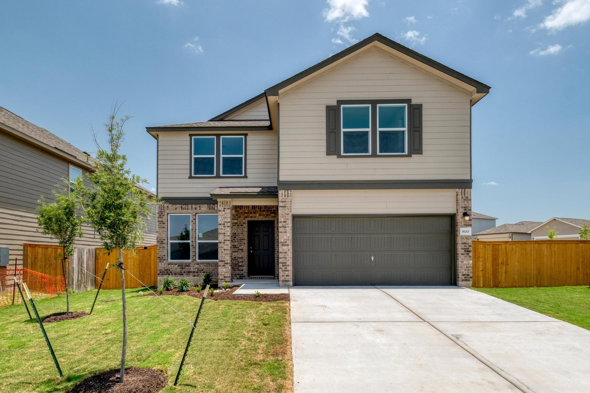 800 Yellow Ribbon Trl, Jarrell