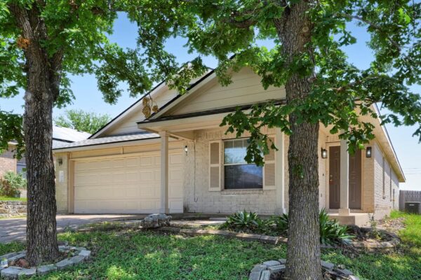 140 Plumbago Cv, Buda