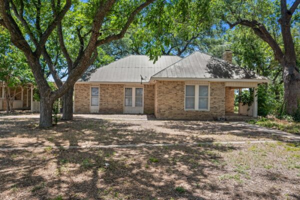 1300 W Tx-29 None, Bertram