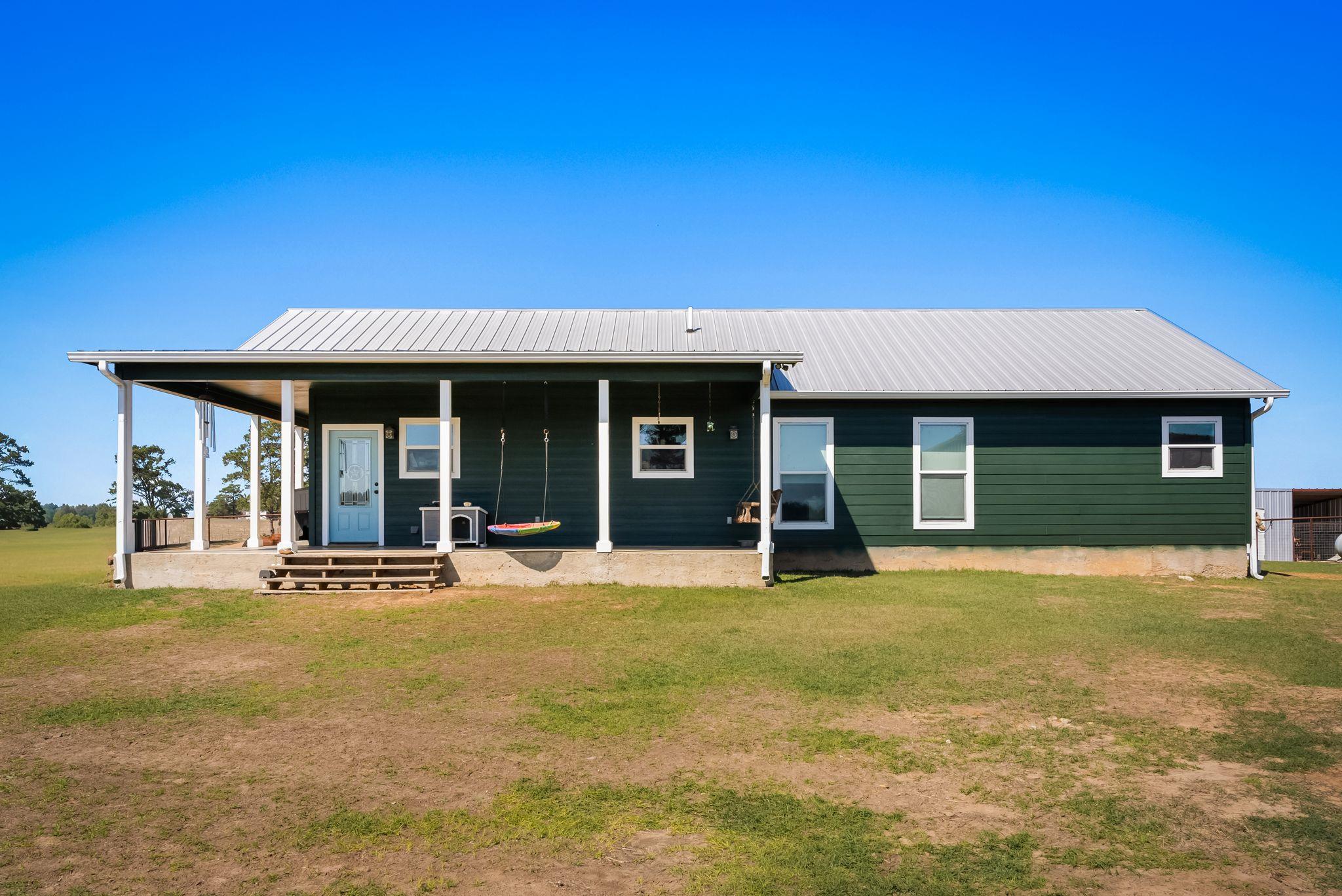 935 Highway 21 E None, Paige, TX 78602