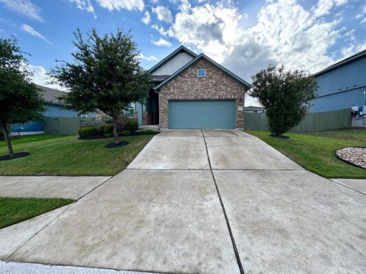 16609 SUMPTUOUS Dr, Manor
