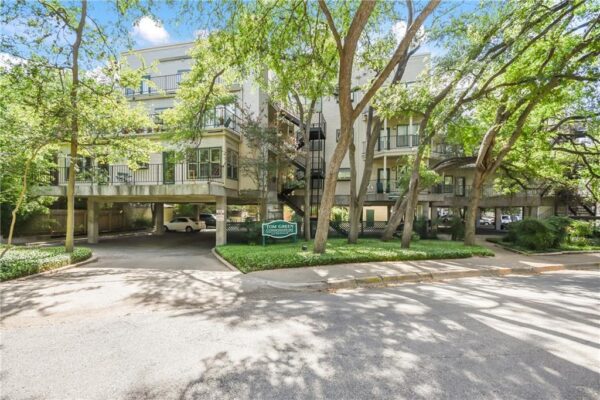 3115 Tom Green St #404, Austin