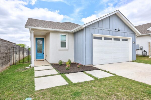 1112 Chapote Ter, Georgetown