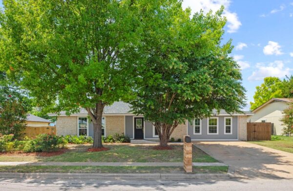1602 Provident Ln, Round Rock