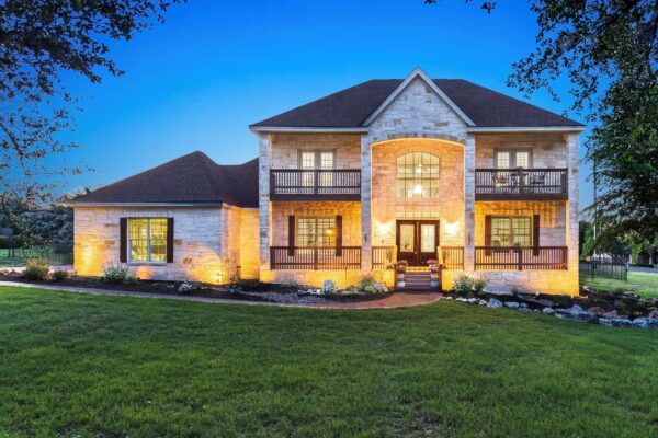600 Lake Side Cv, Georgetown