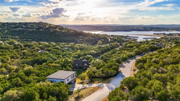 20905 Deede Dr, Lago Vista