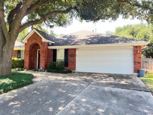 9005 Marthas Dr, Austin