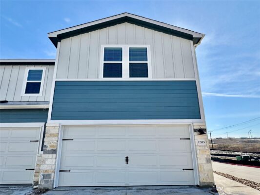 12815 Summer Village Dr, Buda