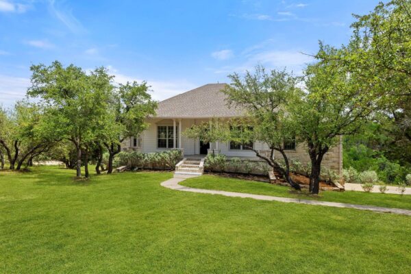 4921 Creek Meadow Cv, Spicewood