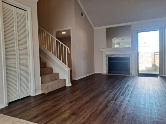 2018 W Rundberg Ln #9B, Austin