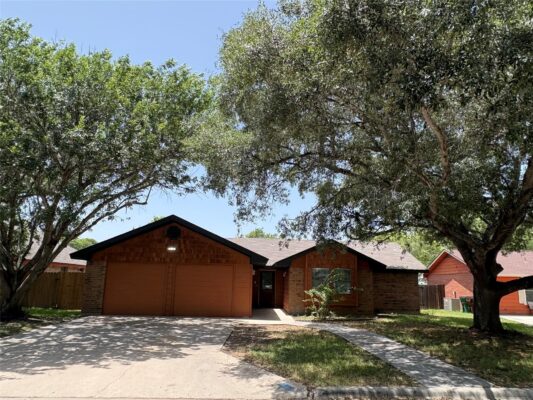 1009 Bowie St, Lockhart