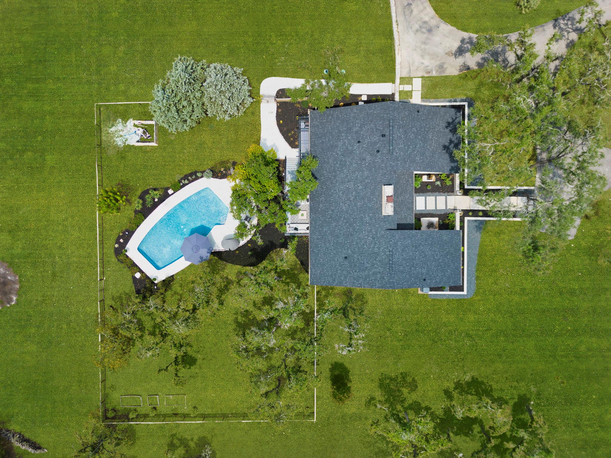 620 Post Oak Dr, Dripping Springs, TX 78620