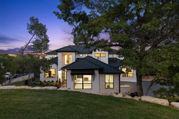 16118 Clara Van St, Austin