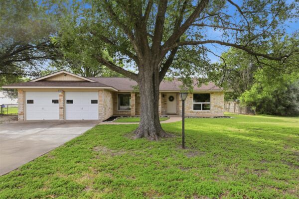 15109 Spring Hill Ln, Pflugerville