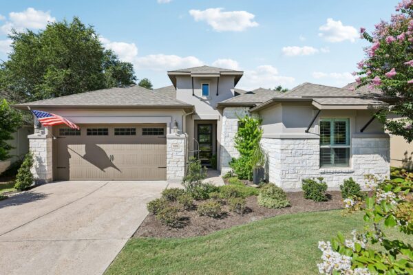 329 Mendocino Ln, Austin