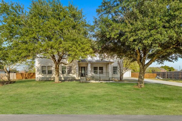 600 Bella Vista Circle Cir, Kyle