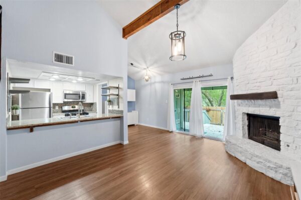 500 HESTERS CROSSING Rd #209, Round Rock