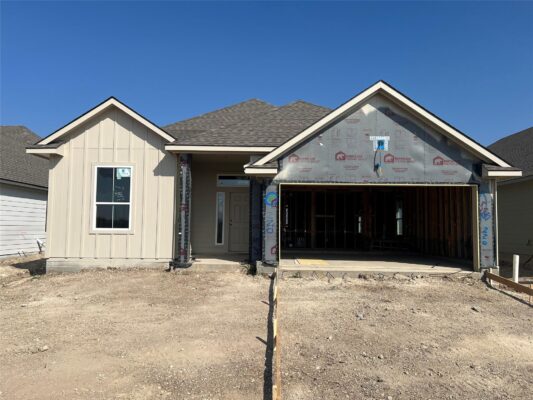 220 Gus Loop, Georgetown