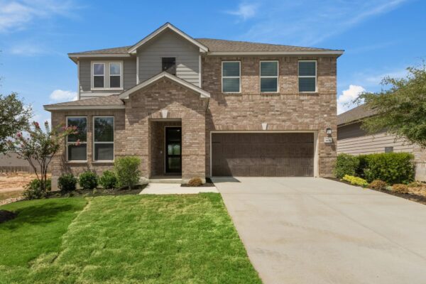 1805 Garlock Dr, Leander