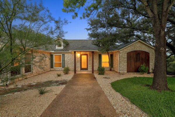 10401 Tweedsmuir Dr, Austin