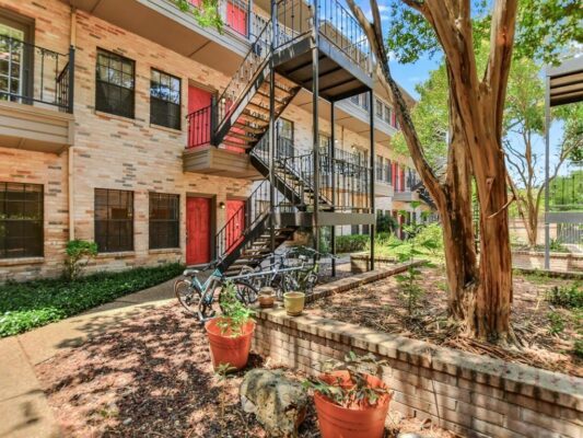 2216 San Gabriel St #105, Austin