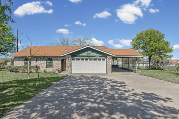 1204 Vapor Dr, Pflugerville