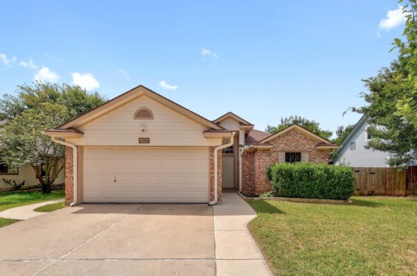1304 Mountain Springs Ln, Leander