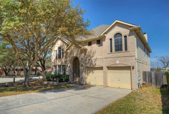 601 Indian Run Dr, Pflugerville