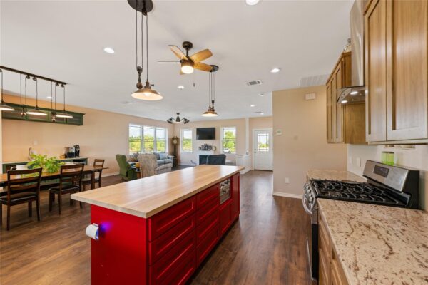459 E Ridge Ln, Kyle