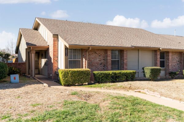 1503 W Braker Ln #A, Austin