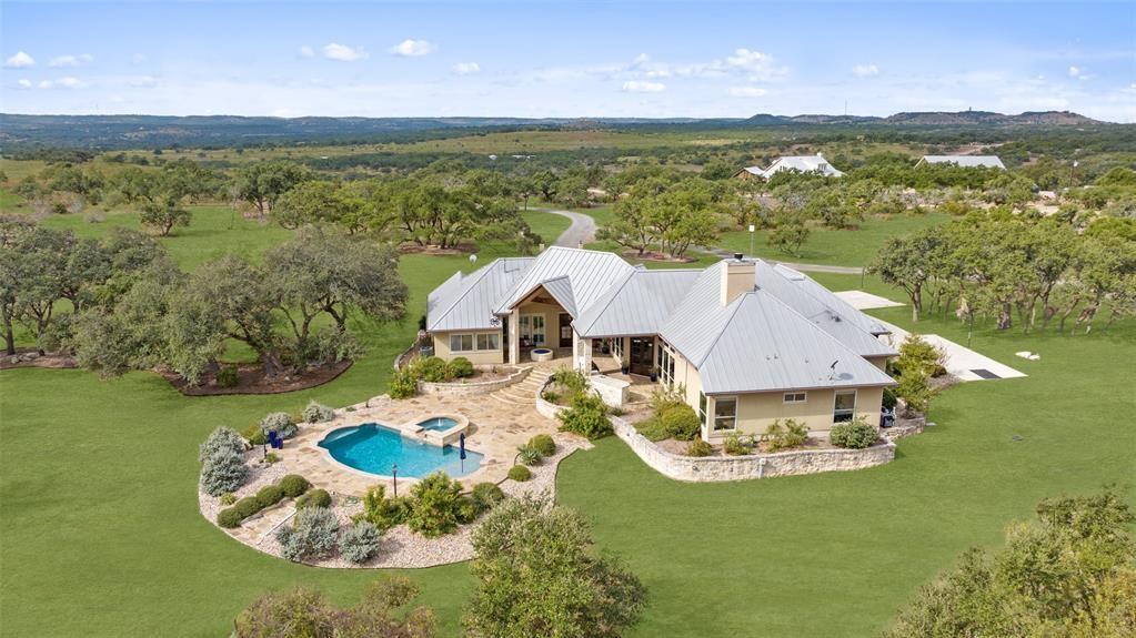 1900 Byrd Ranch Rd, Johnson City, TX 78636