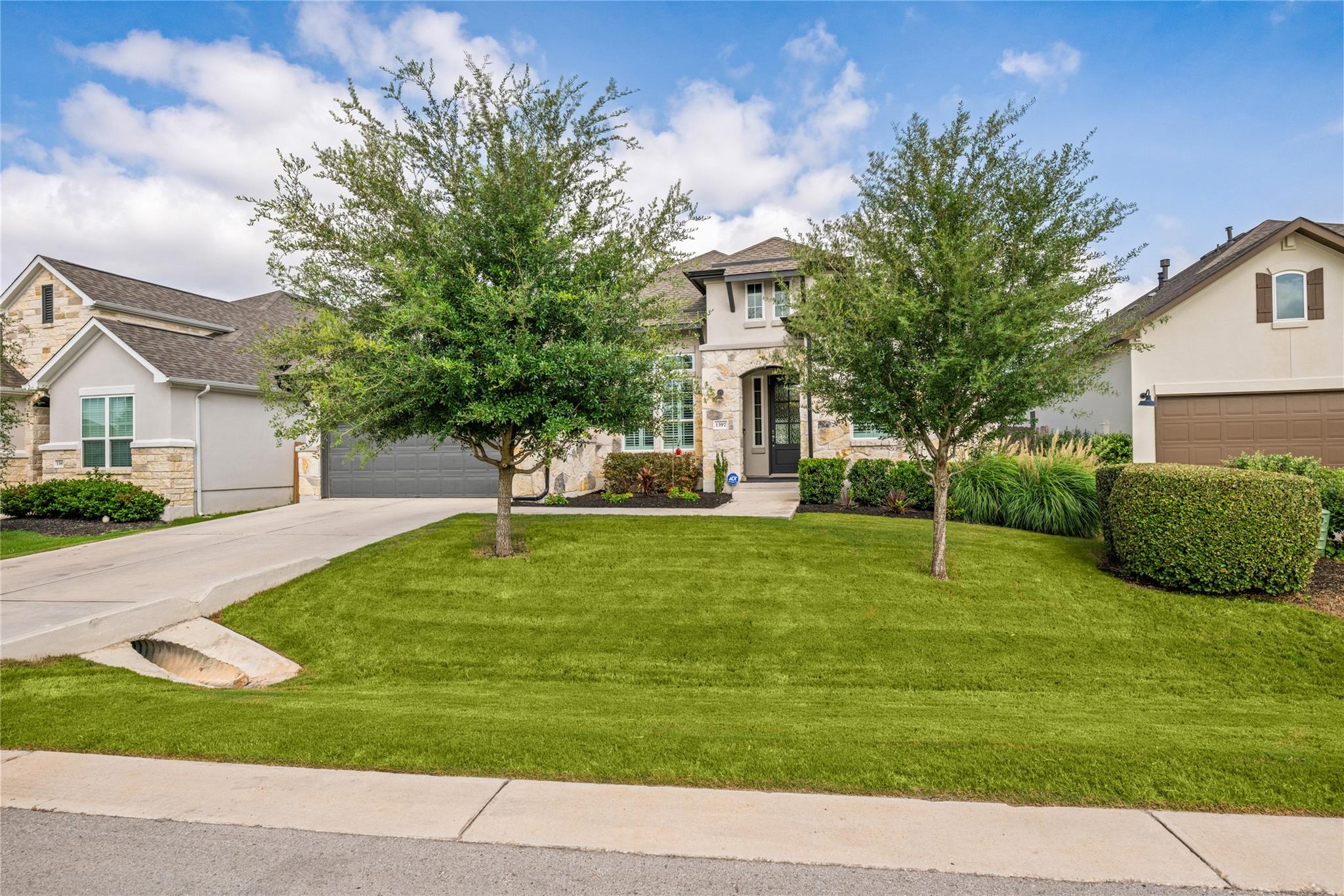 1397 Pink Granite Blvd, Dripping Springs, TX 78620