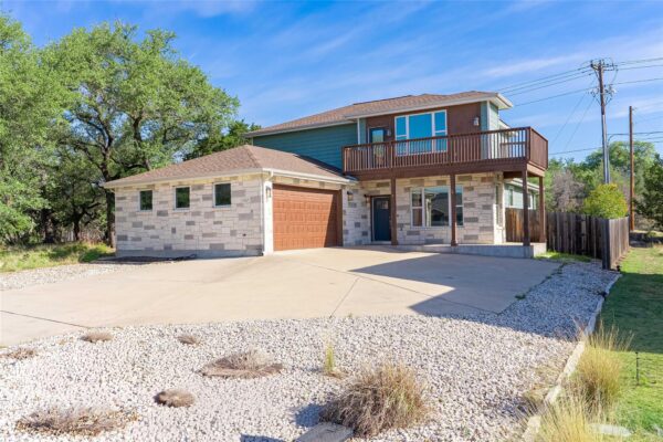 410 Summit Ridge Dr N, Point Venture